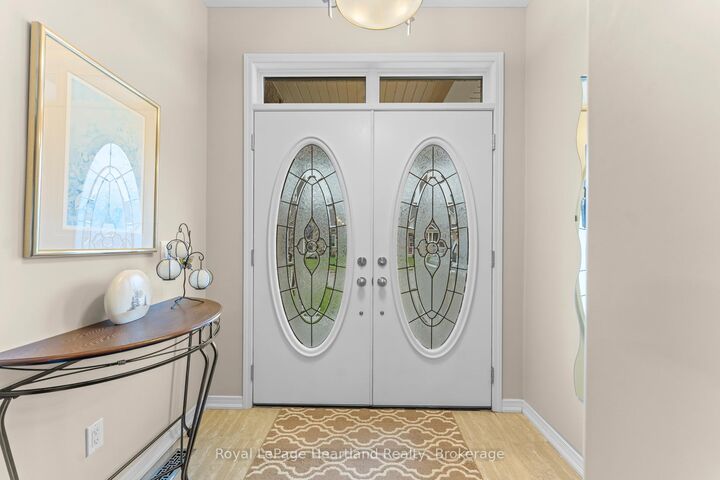Property Photo: 10 Macpherson Avenue ON N0K 1W0