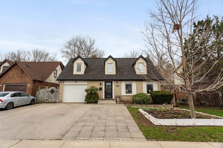 769 Scottsdale Drive — photo 1