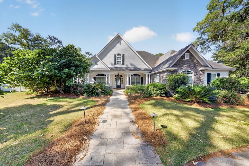 Property Photo:  4215 Oak Forest Drive  GA 31602 
