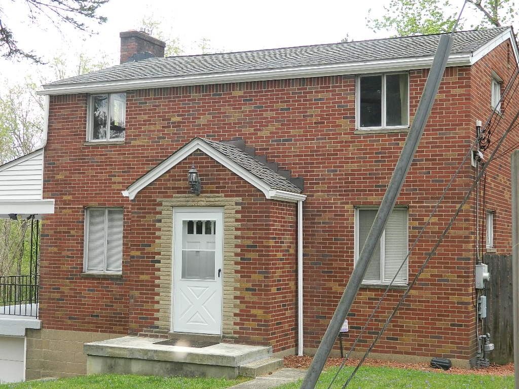 Property Photo:  131 Wise Ln  PA 15209 