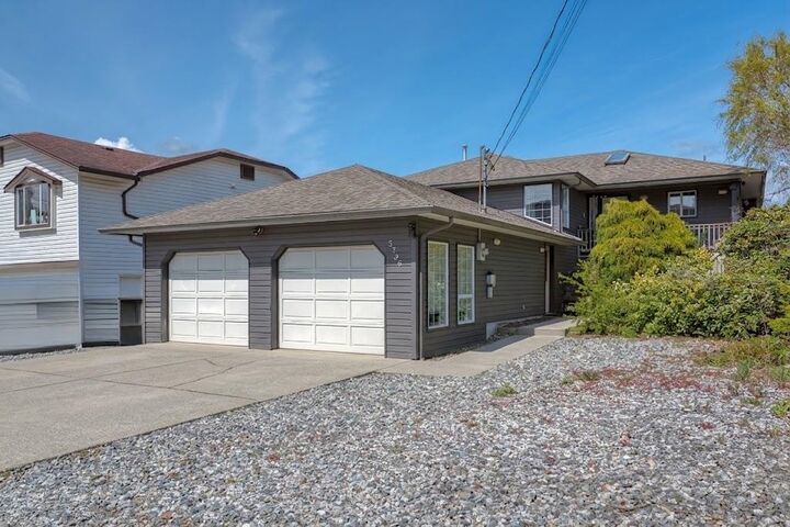 5796 Trail Avenue — photo 1