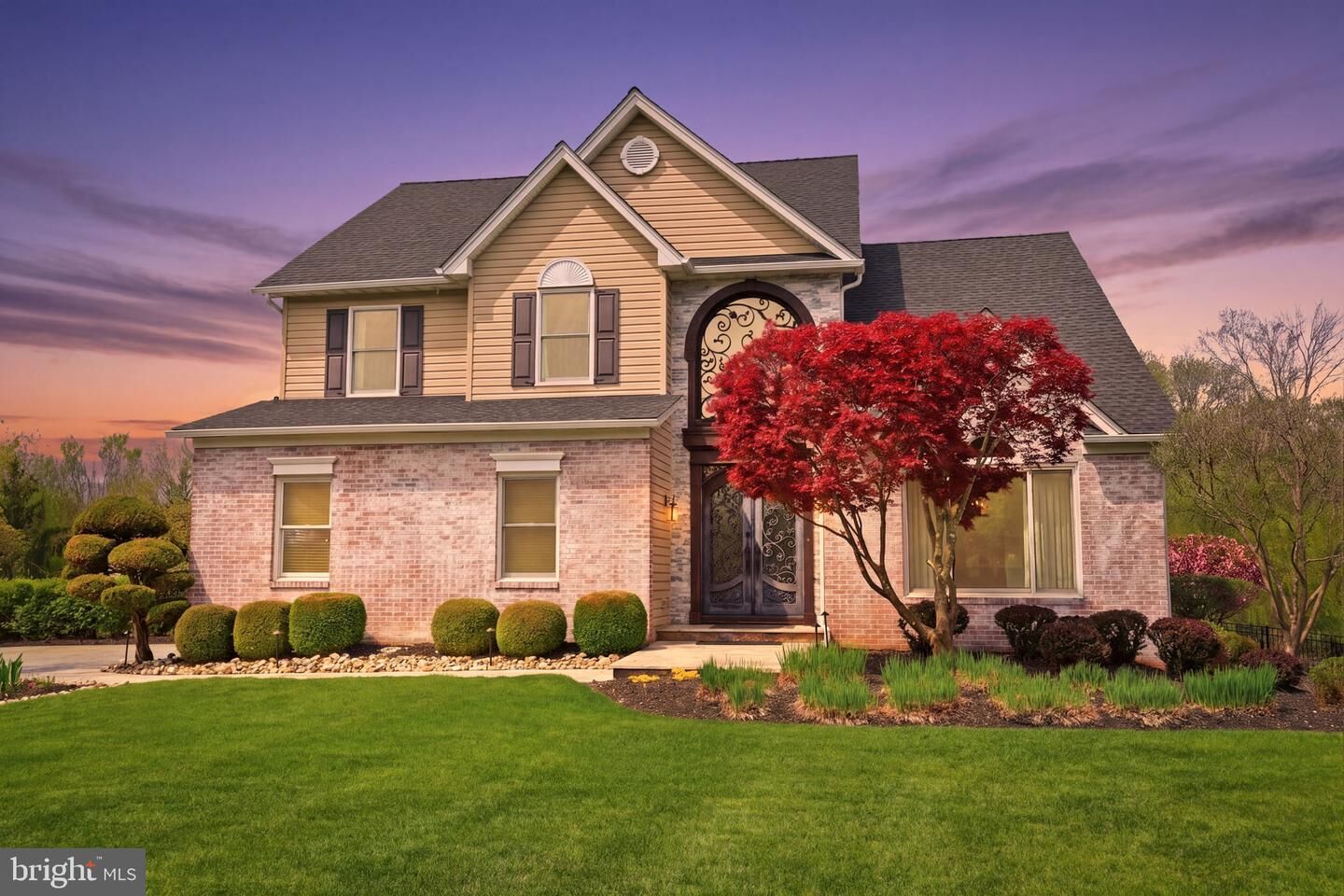 Property Photo:  6 Deerfield Drive  NJ 08831 