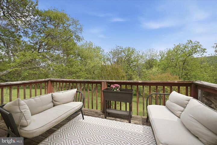 Property Photo:  91 Granny Smith Road  VA 22642 