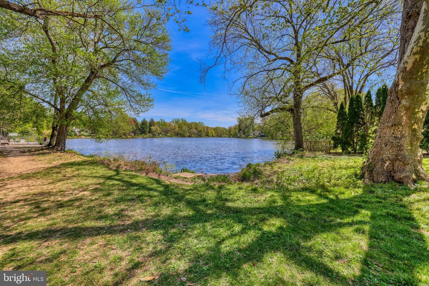 Property Photo:  2323 Lakeview Drive  PA 19067 