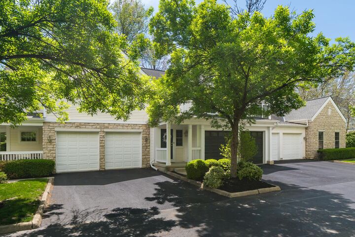 Property Photo:  1134 Sanctuary Place  OH 43230 