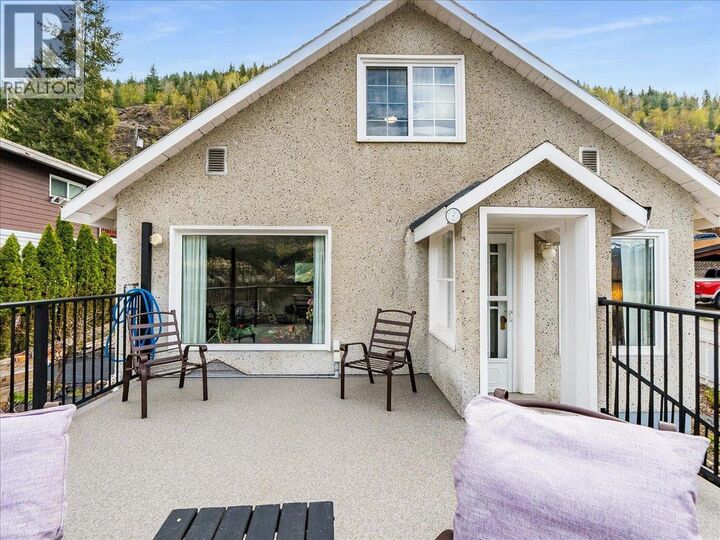 2257 Daniel Street — photo 1