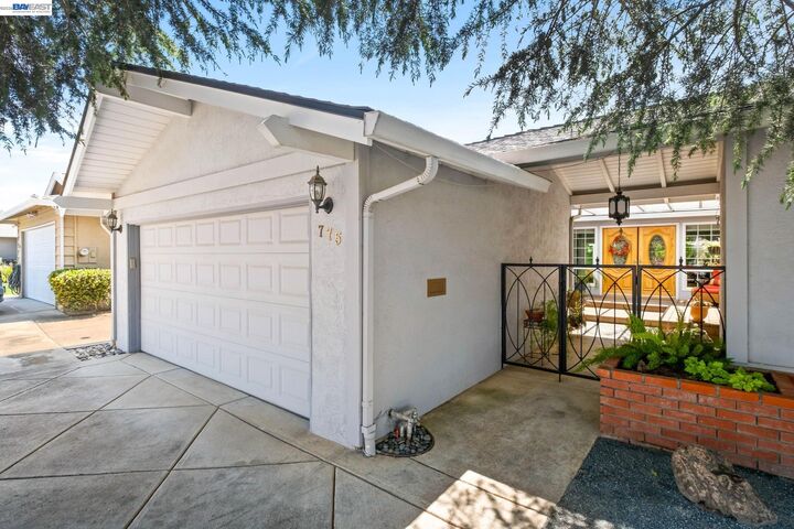 Property Photo:  775 Catalina Dr  CA 94550 