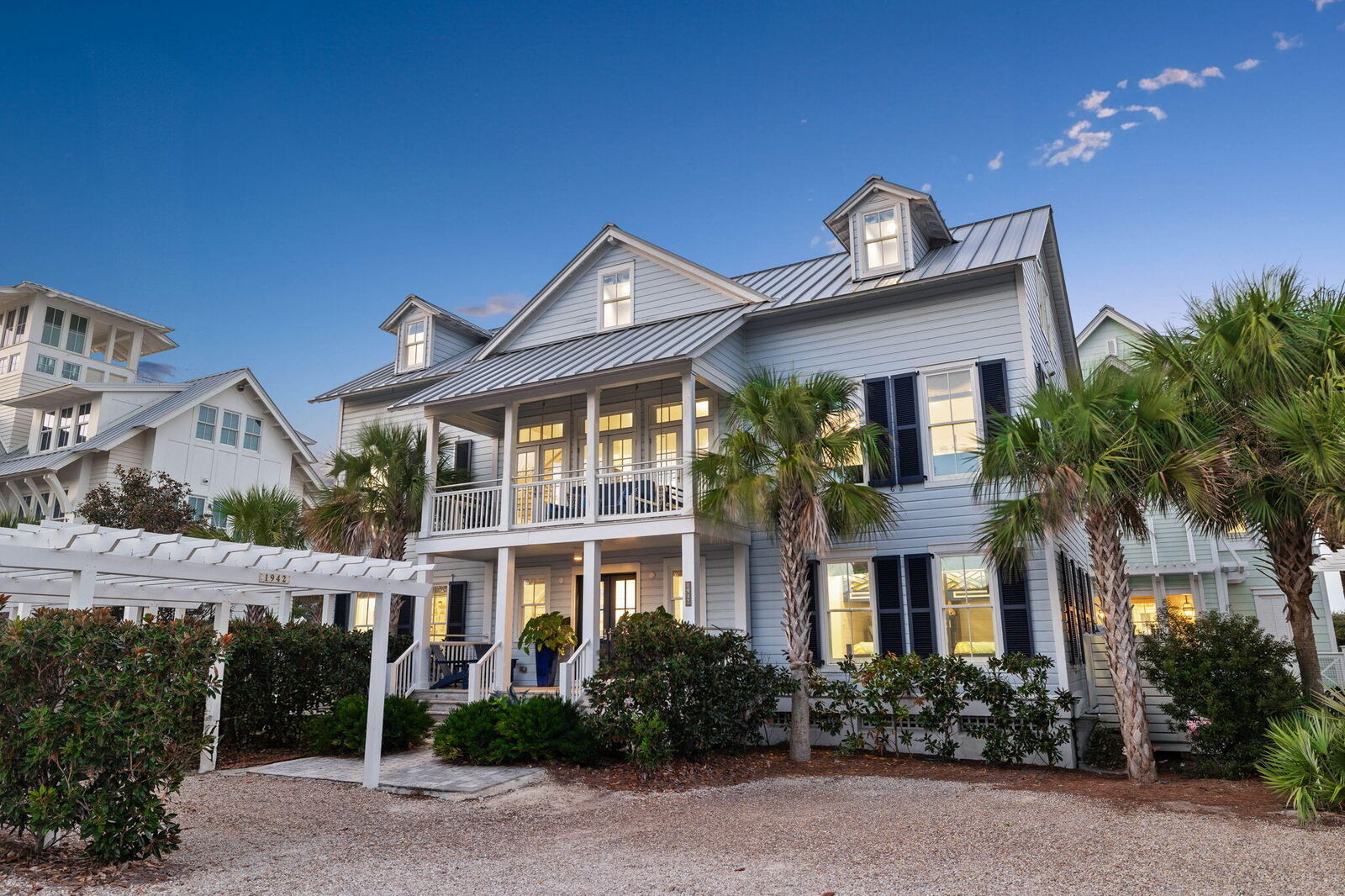 Property Photo:  1942 E County Highway 30A  FL 32459 