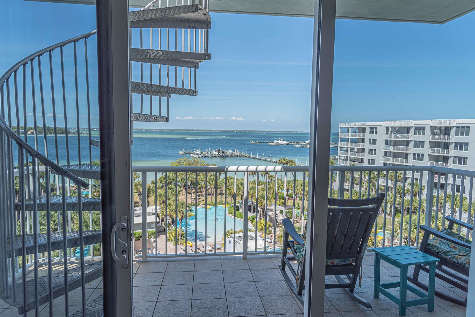 Property Photo:  1322 SE Miracle Strip Parkway Ph 6  FL 32548 