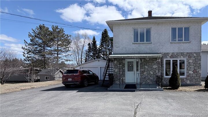 410 Tobique Street — photo 1