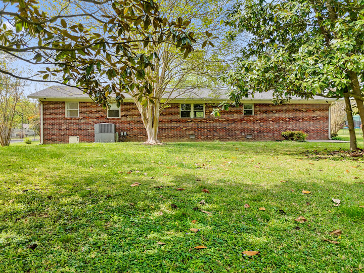 Property Photo:  307 SE Dockery Lane  TN 37323 