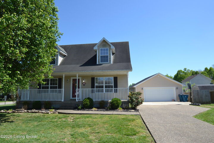 Property Photo:  136 Lakes Of Dogwood Blvd  KY 40165 