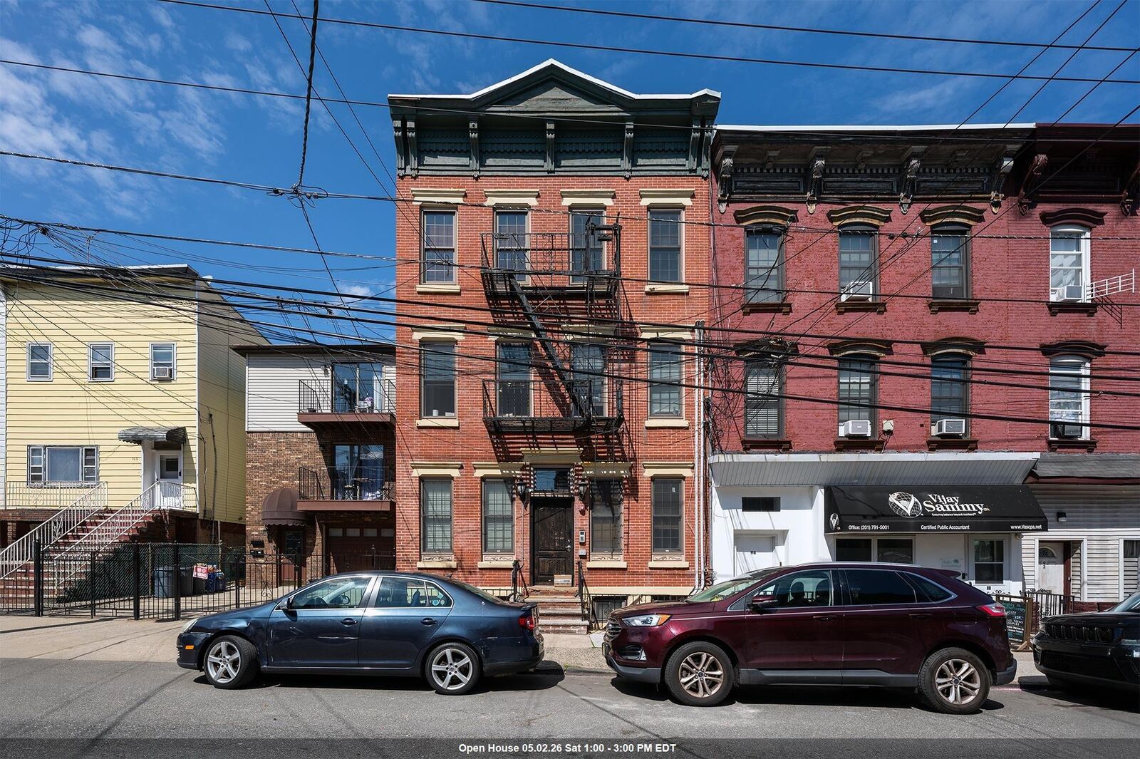 Property Photo:  96 Bowers St 2L  NJ 07307 