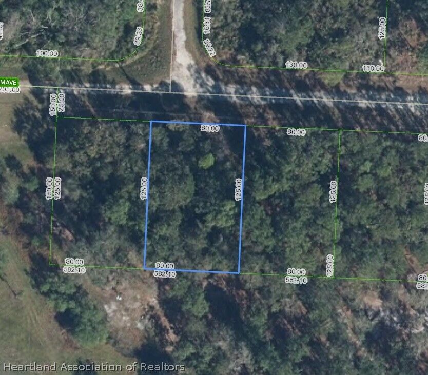 Property Photo:  3110 Salem Avenue  FL 33852 