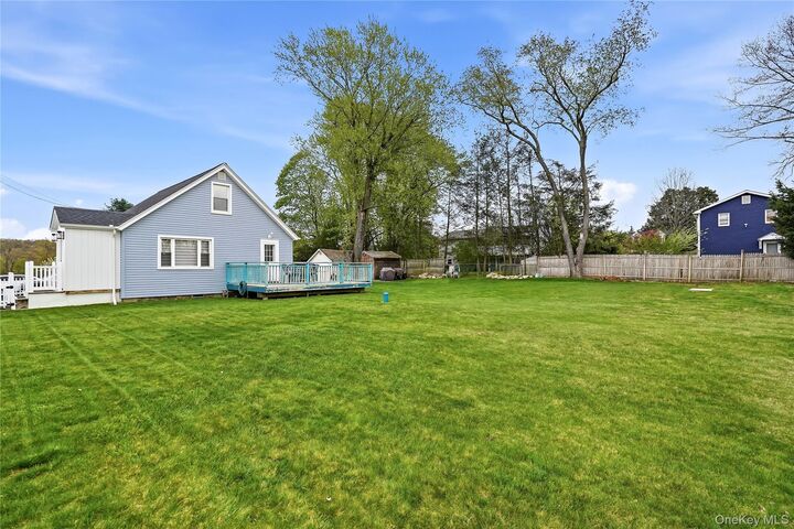 Property Photo:  6 Dellacona Road  NY 10512 