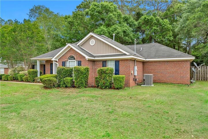 Property Photo:  5315 Steward Court  AL 36541 