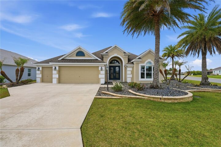 Property Photo:  1166 Blount Avenue  FL 32163 