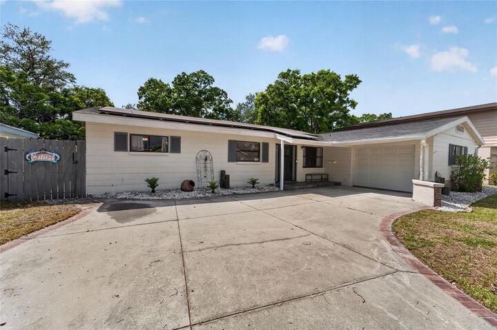 Property Photo:  2842 61st Lane N  FL 33710 