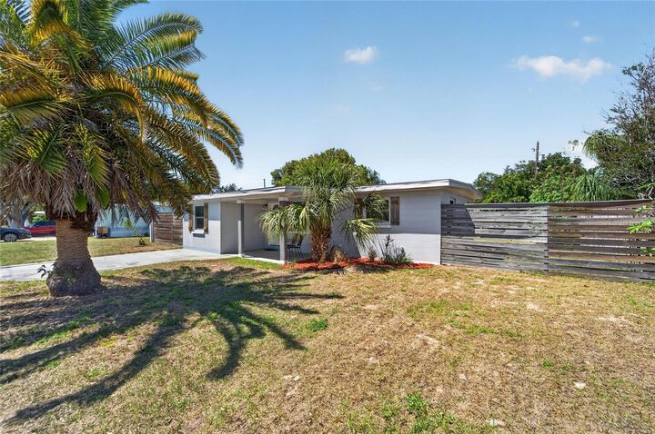 Property Photo:  10353 110th Avenue  FL 33773 