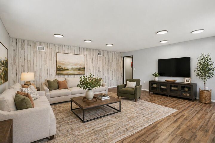 Property Photo: 722 Grandmarais Avenue MI 49024