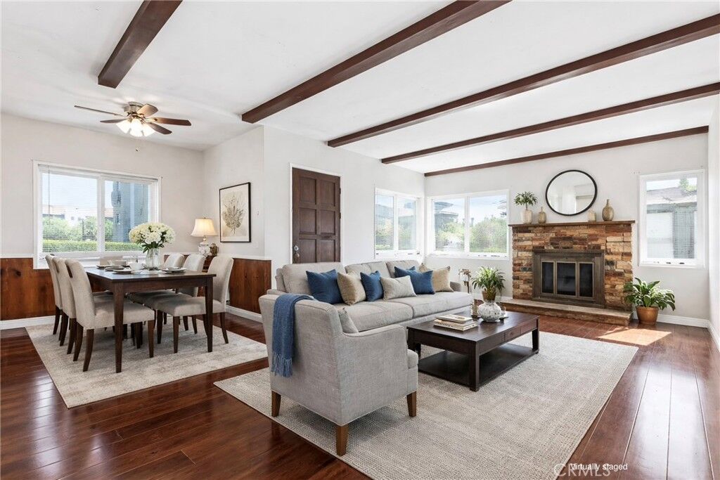 Property Photo:  337 Hawaiian  CA 90744 