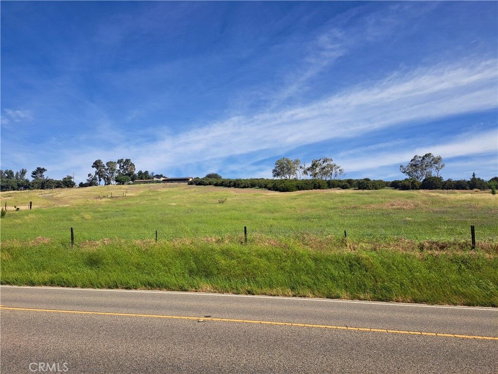 Property Photo:  4286 E Hwy 41  CA 93465 