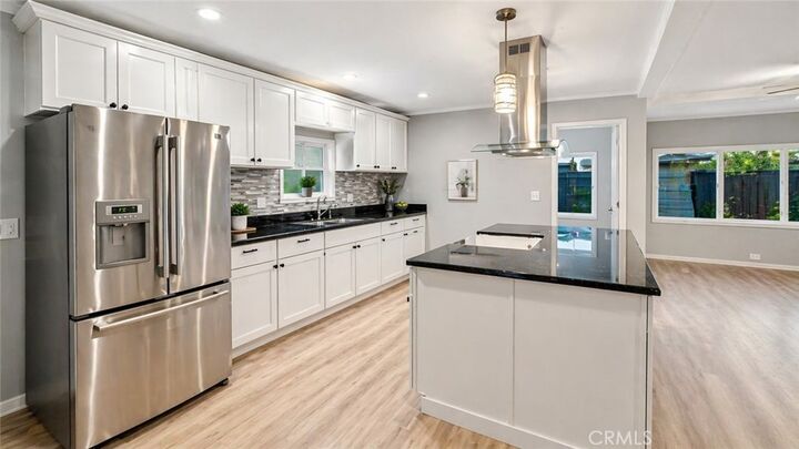 Property Photo:  485 Idyllwild Drive 25  CA 92583 