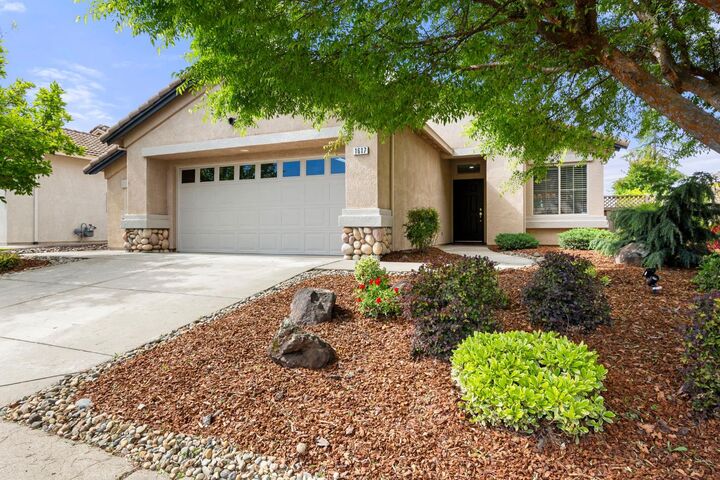 Property Photo:  1617 Hackberry Lane  CA 95648 