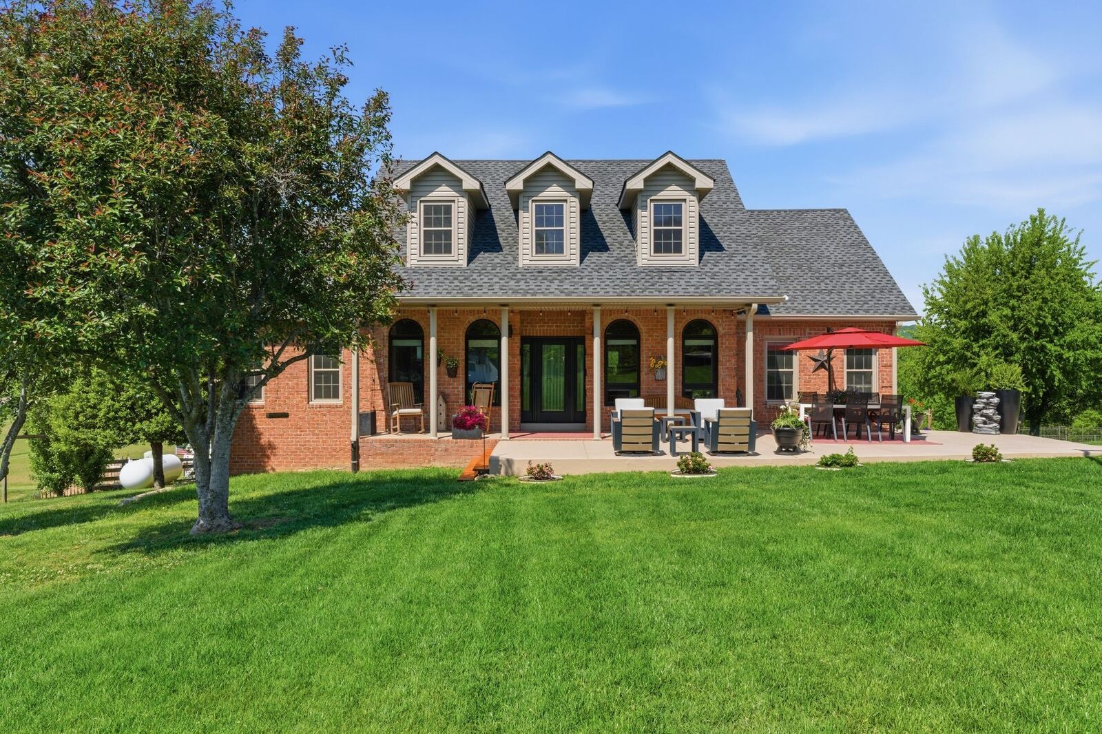 Property Photo:  1838 Liberty Ln  TN 37066 