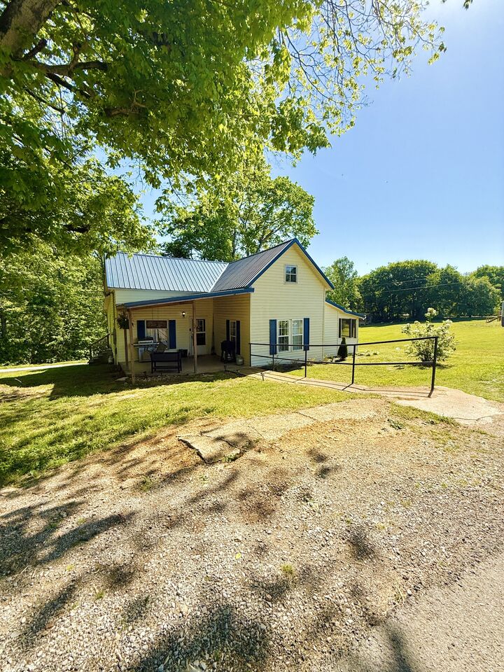 Property Photo:  2 Hardin Loop  TN 38486 