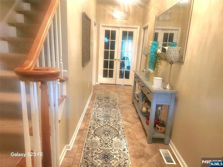 Property Photo:  6 Central Avenue 3  NJ 07662 