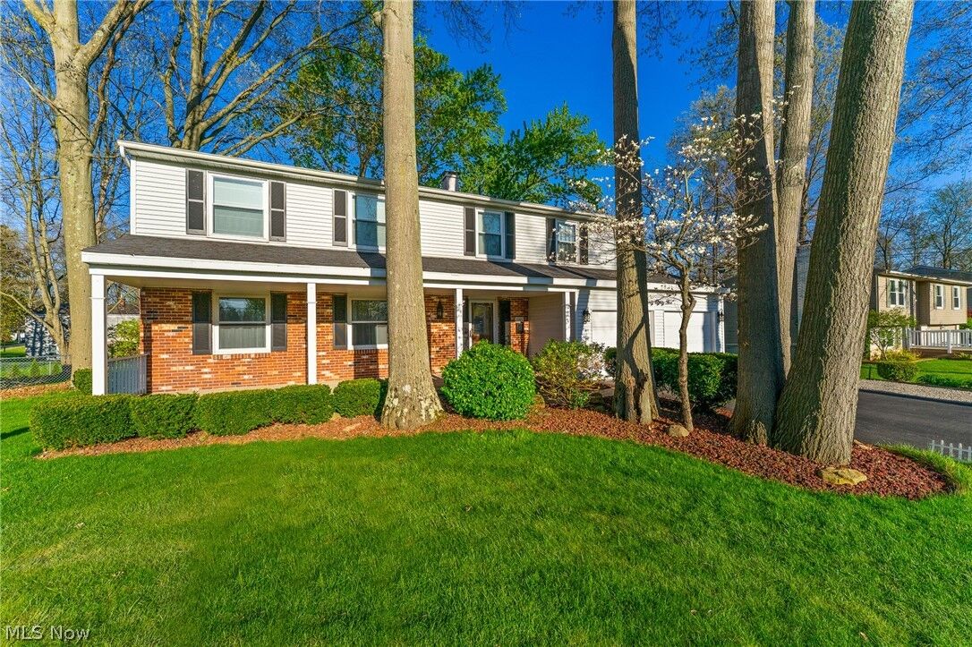 Property Photo: 2085 Woodland Trace Street OH 44515