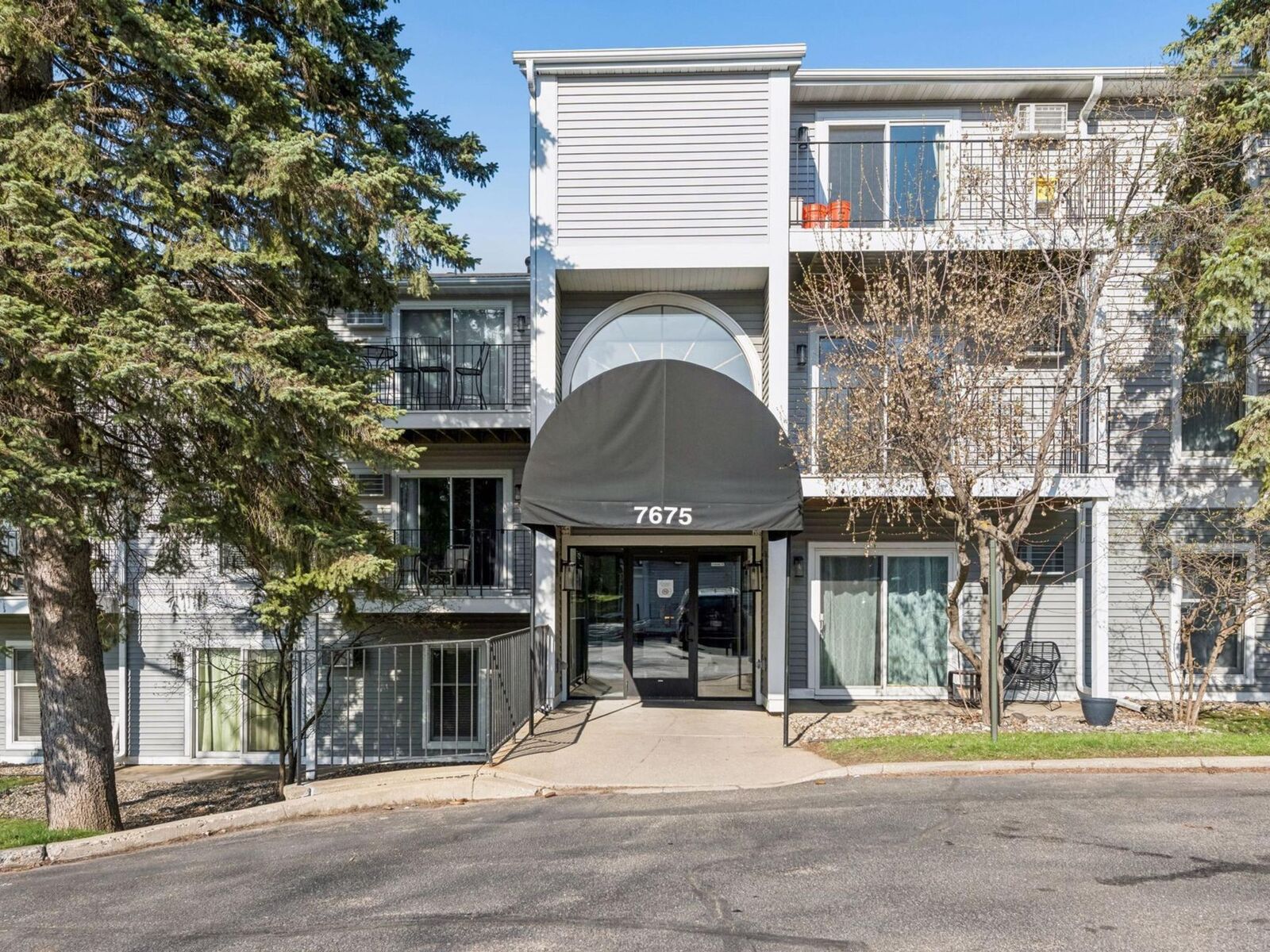Property Photo: 7675 142nd Street W 109 MN 55124