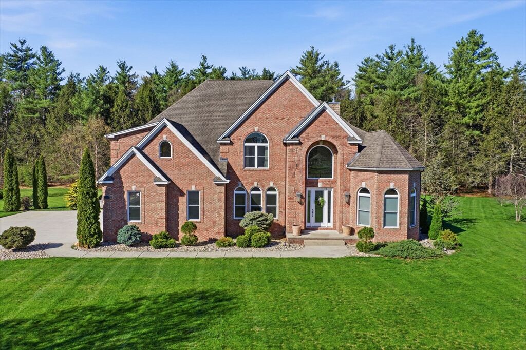 Property Photo:  9 Nicholas Ln  MA 01073 