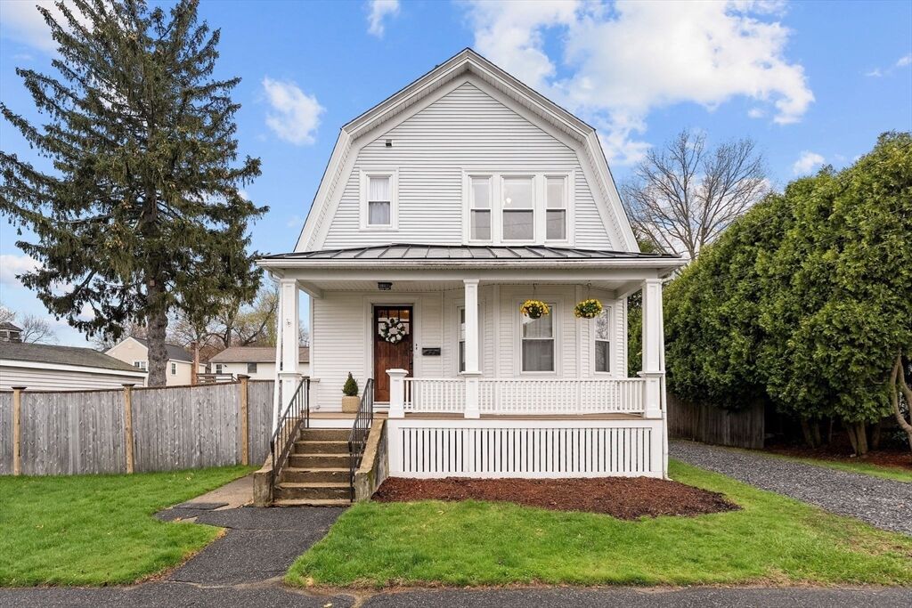 Property Photo:  11 Draper Rd  MA 01702 