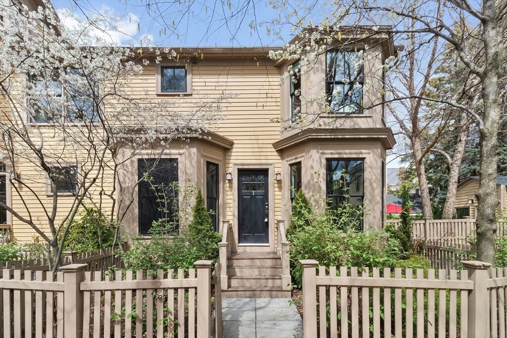 Property Photo:  17 Perry St 3  MA 02139 