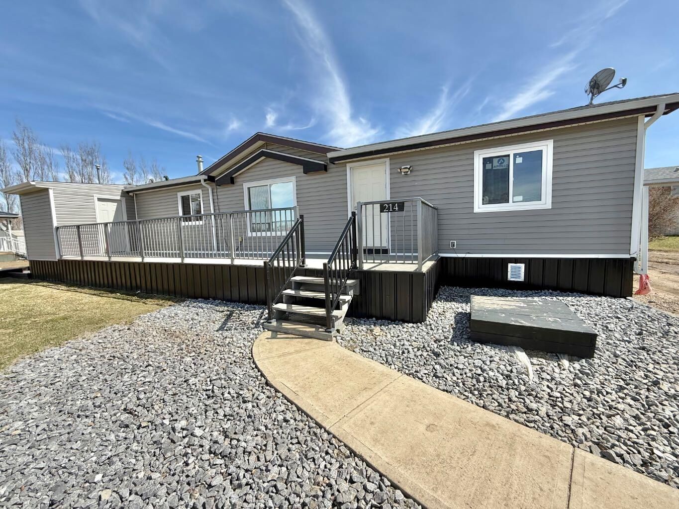 Property Photo: 57 142070 Tr 191 AB T1R 0S1