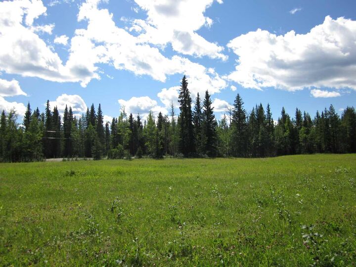 Property Photo: 1 Boundary Boulevard AB T0M 0M0