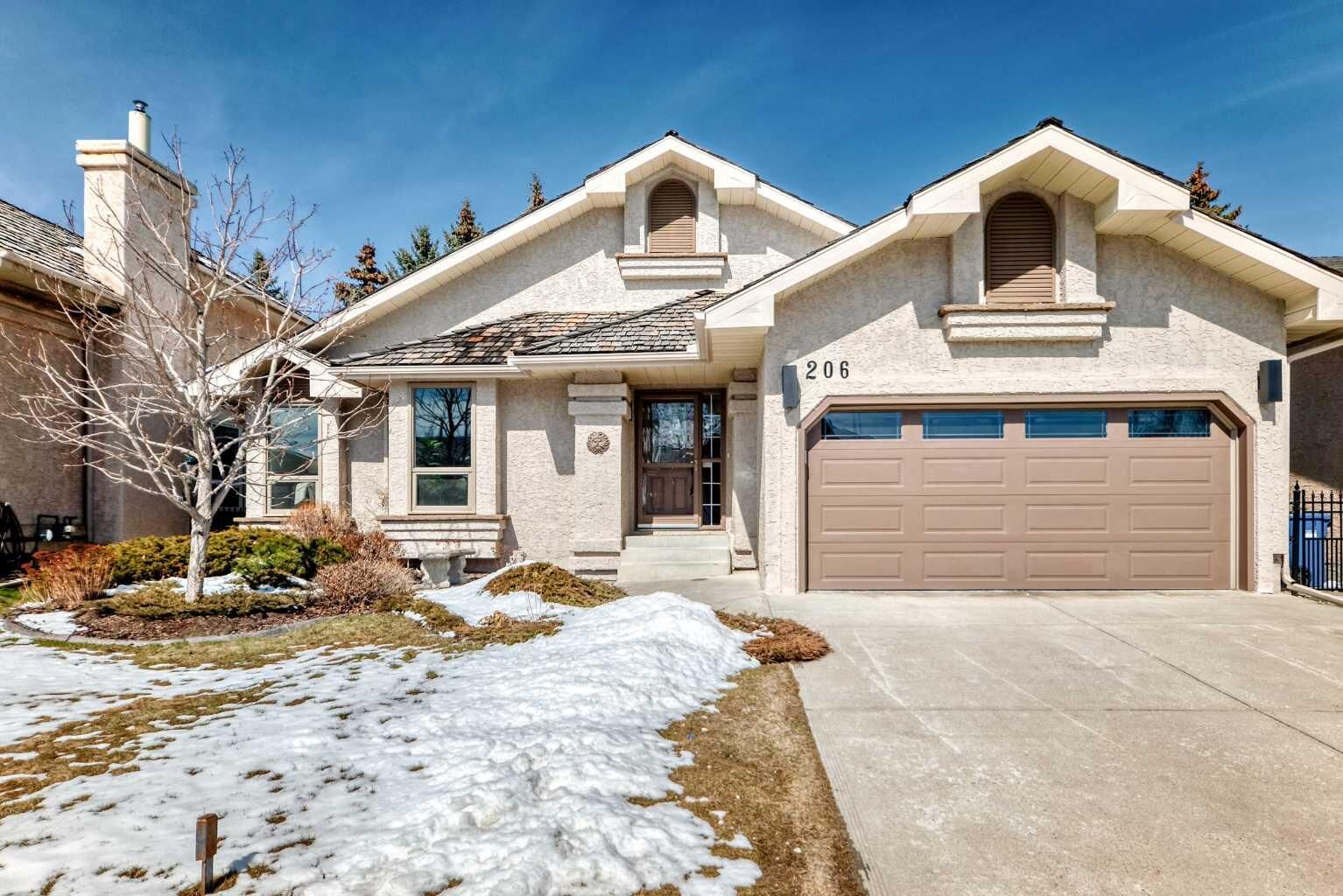 Property Photo:  206 Hawkside Mews NW  AB T3G 3K9 