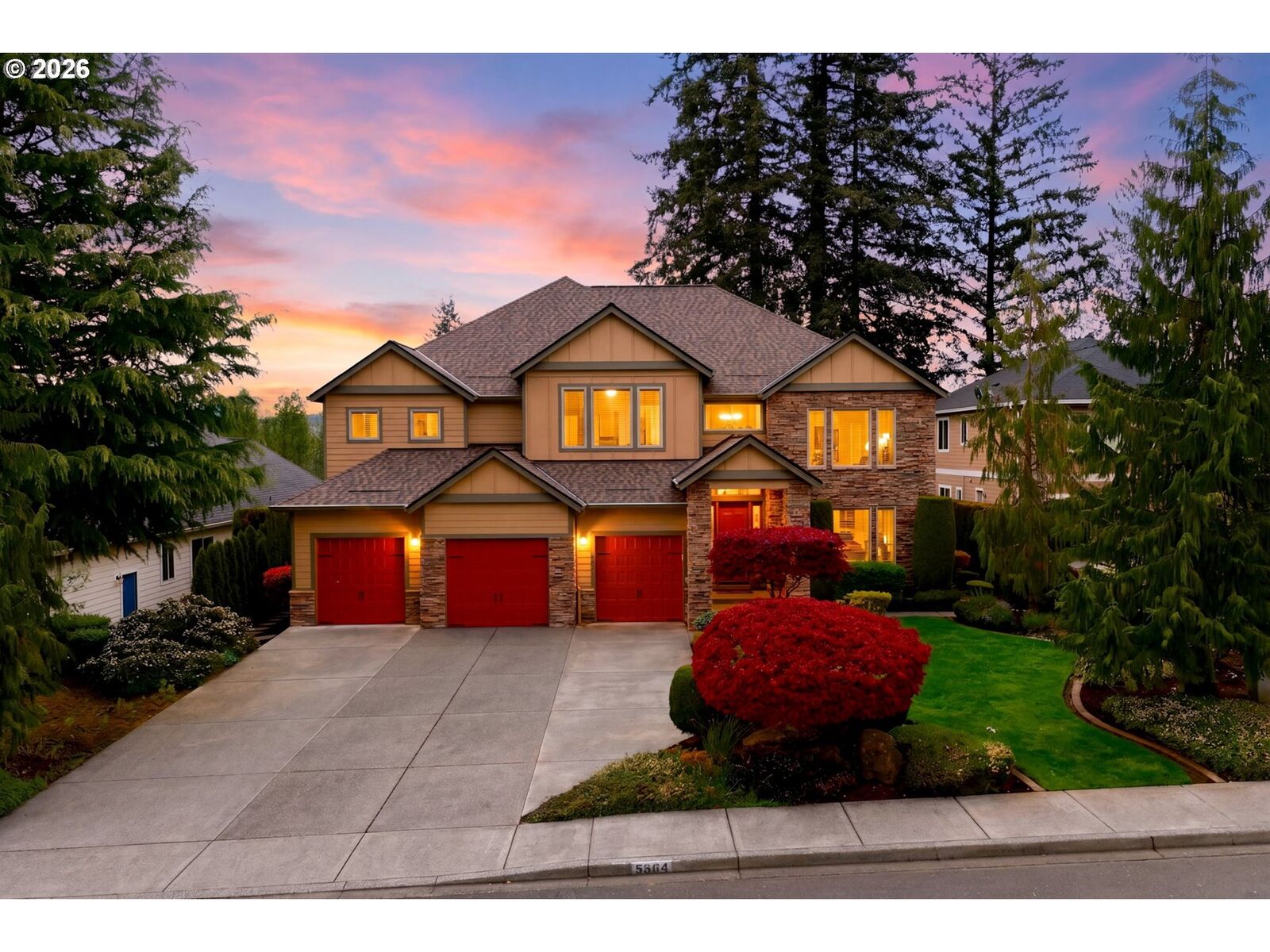 Property Photo:  5904 NW Inglewood Ct  WA 98607 