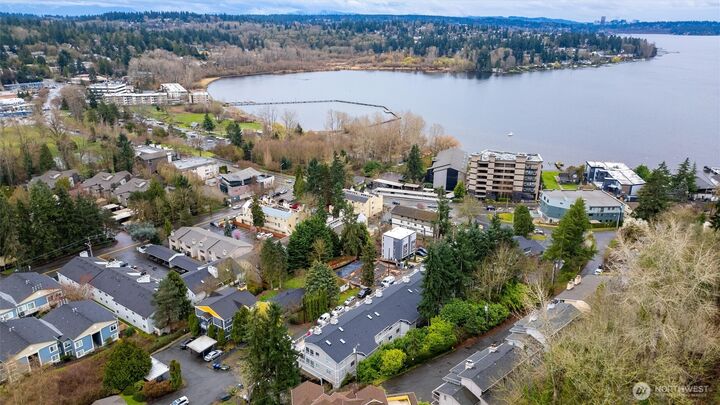 Property Photo:  11639  91st Lane NE 3  WA 98034 