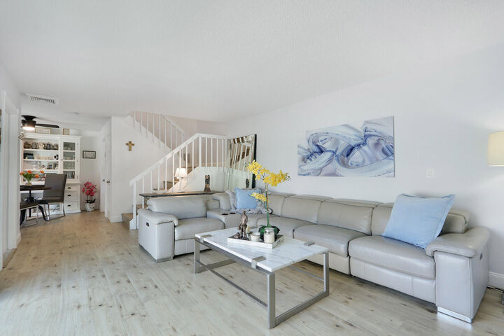 Property Photo:  1614 16th Lane  FL 33418 