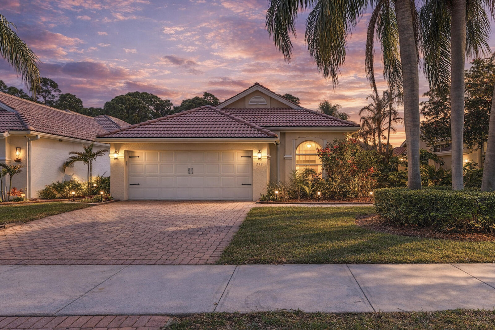 Property Photo:  713 SW Saint Croix Cove  FL 34986 