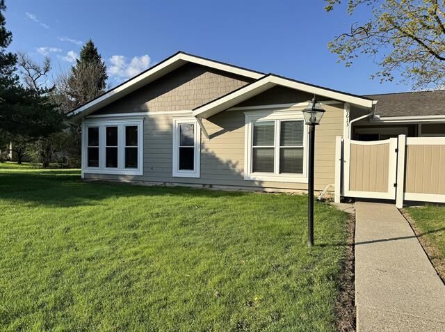 Property Photo:  39613 Village Wood Lane  MI 48375 