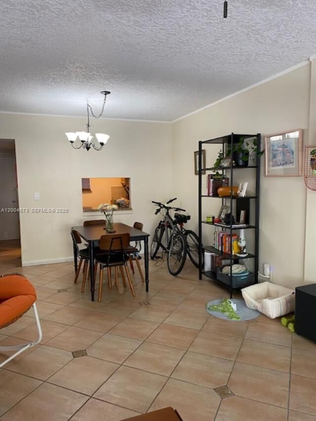 Property Photo:  100 Edgewater Dr 102  FL 33133 
