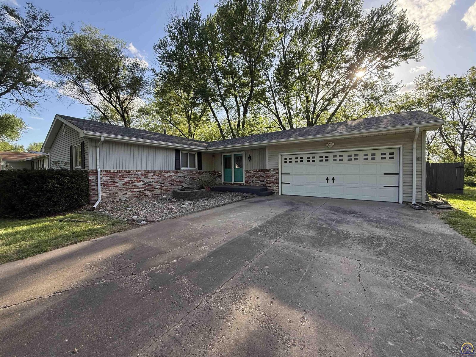 Property Photo:  4849 NW Haven Rd  KS 66617 