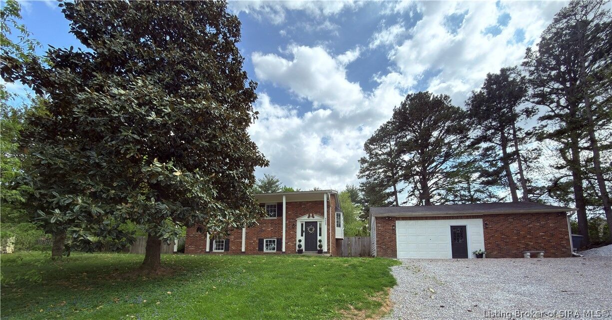 Property Photo:  4823 Salem Noble Road  IN 47130 