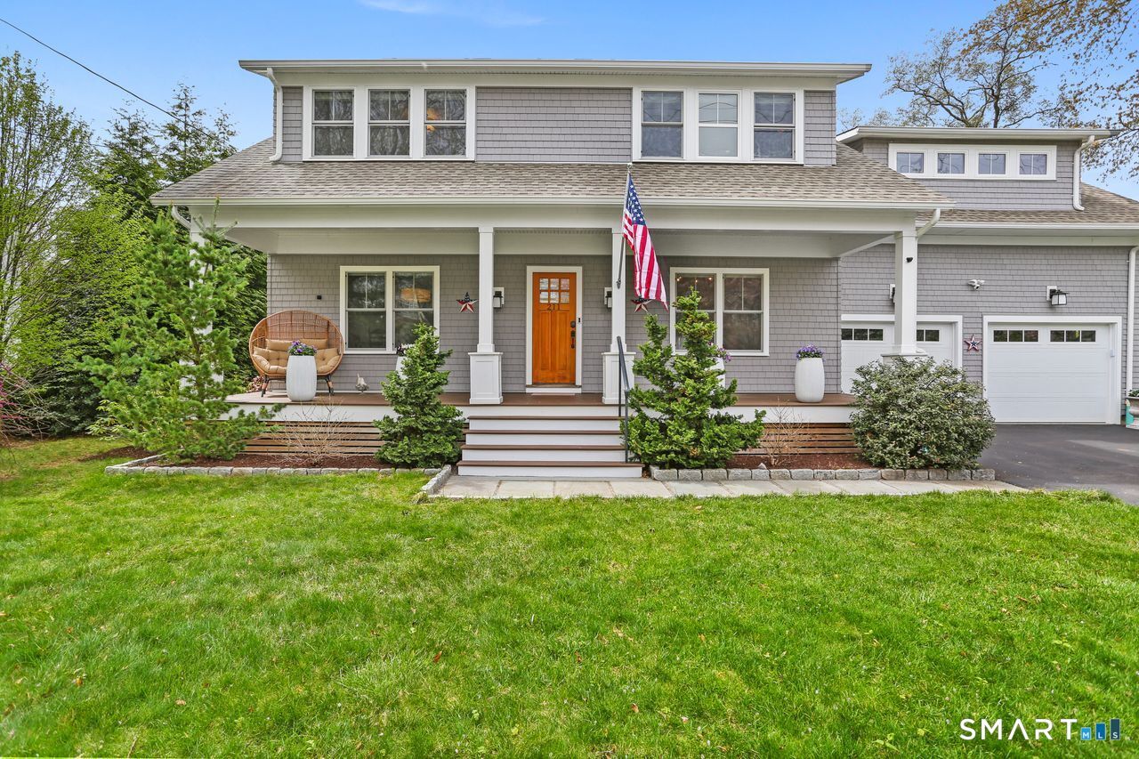 Property Photo:  211 Lloyd Drive  CT 06825 