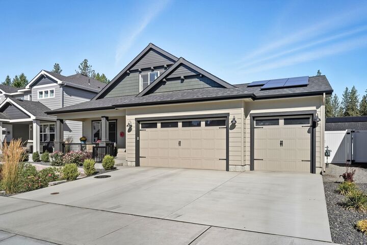 Property Photo:  2121 E 33rd Ave  WA 99203 