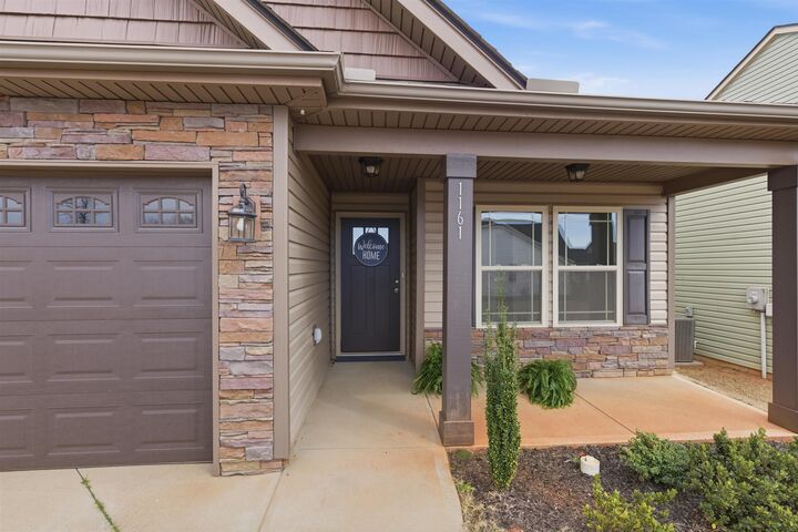 Property Photo: 1161 Wanley Way SC 29316